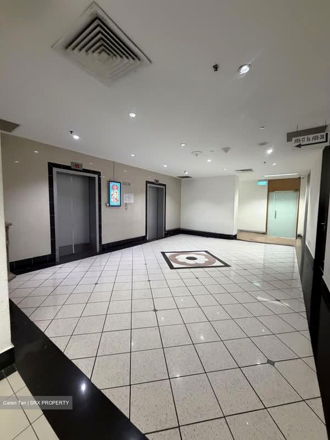 Parklane Shopping Mall (D7), Office #567735051